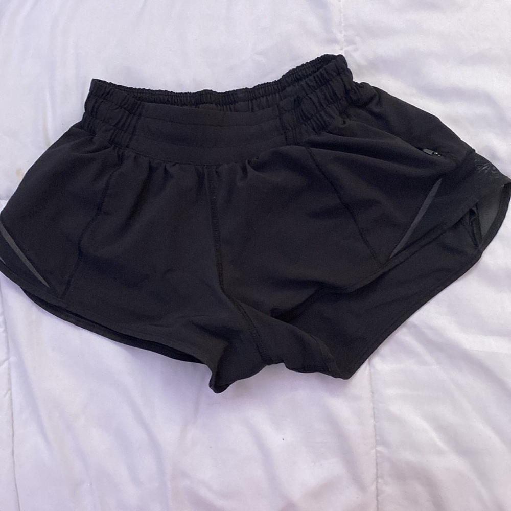 Black Lululemon hotty hots